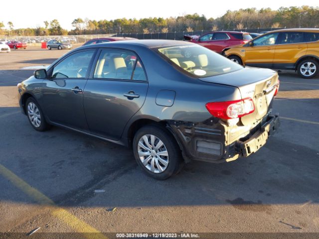 Photo 2 VIN: 2T1BU4EE9CC914346 - TOYOTA COROLLA 