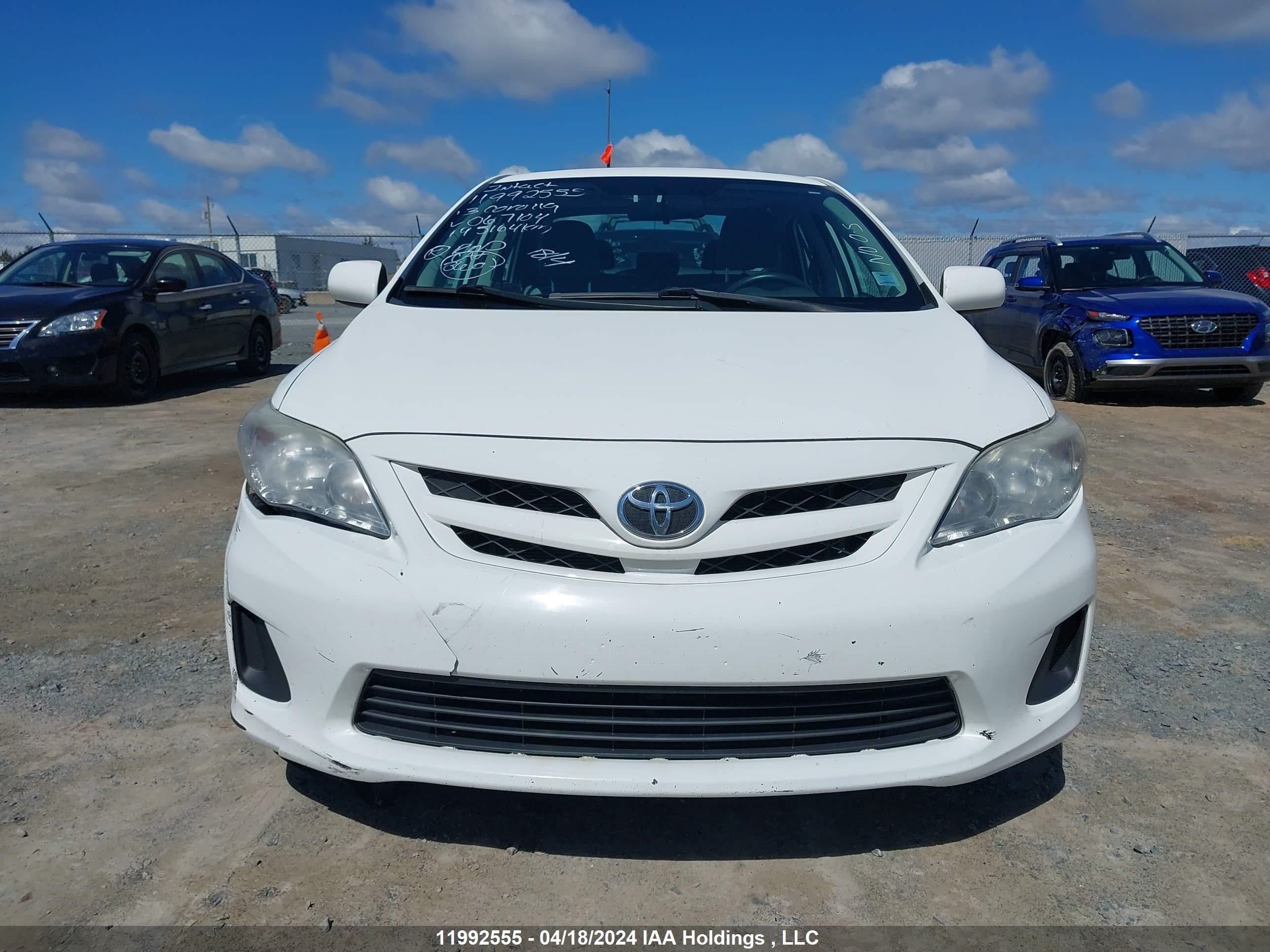 Photo 12 VIN: 2T1BU4EE9DC067104 - TOYOTA COROLLA 