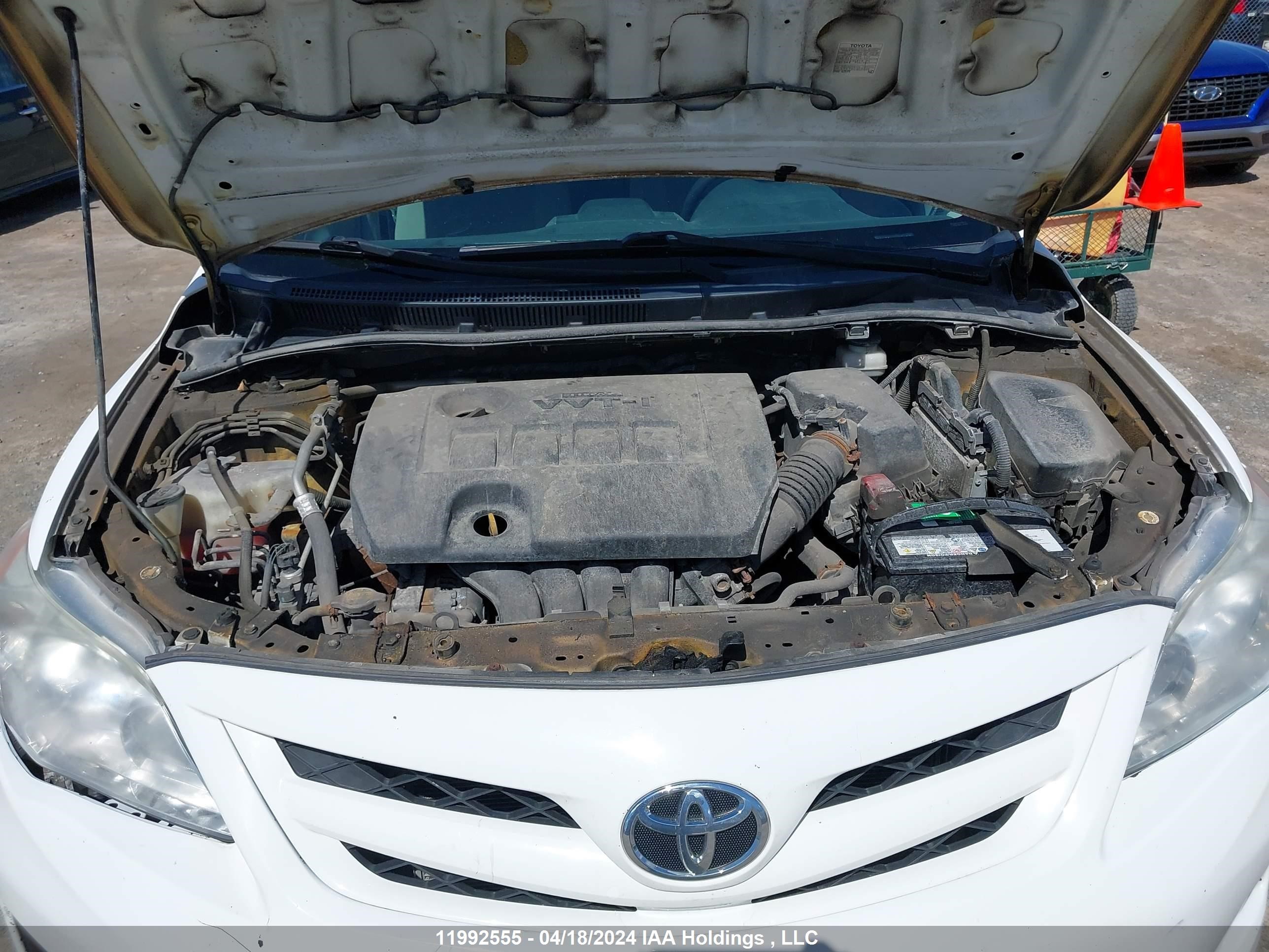 Photo 9 VIN: 2T1BU4EE9DC067104 - TOYOTA COROLLA 