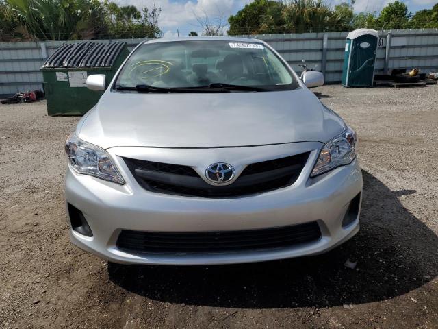 Photo 4 VIN: 2T1BU4EE9DC076823 - TOYOTA COROLLA 