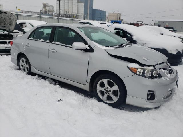 Photo 3 VIN: 2T1BU4EE9DC087305 - TOYOTA COROLLA 