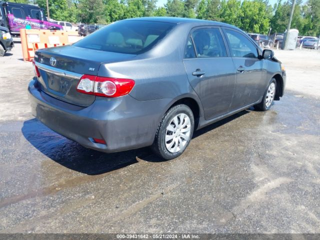 Photo 3 VIN: 2T1BU4EE9DC088003 - TOYOTA COROLLA 