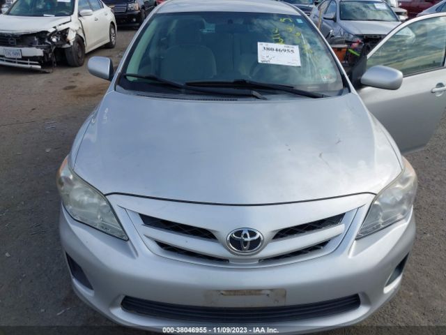 Photo 5 VIN: 2T1BU4EE9DC088406 - TOYOTA COROLLA 