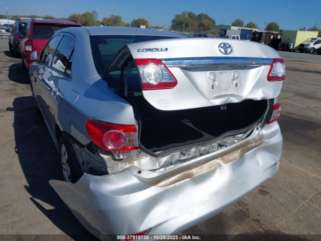 Photo 5 VIN: 2T1BU4EE9DC103552 - TOYOTA COROLLA 