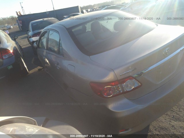 Photo 2 VIN: 2T1BU4EE9DC972975 - TOYOTA COROLLA 