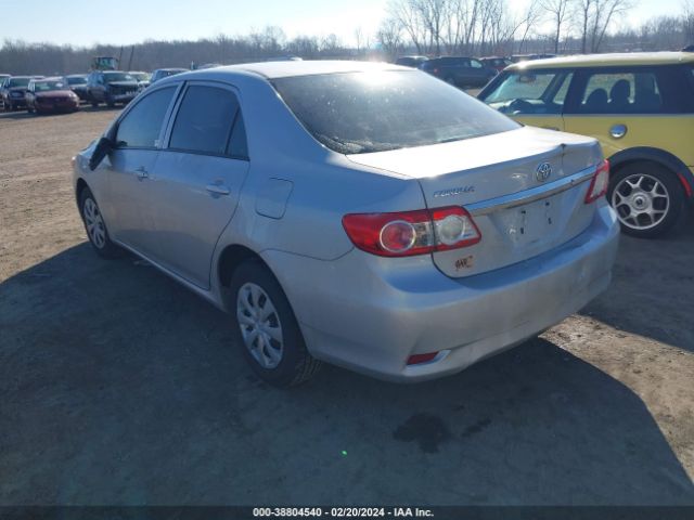 Photo 2 VIN: 2T1BU4EE9DC978792 - TOYOTA COROLLA 