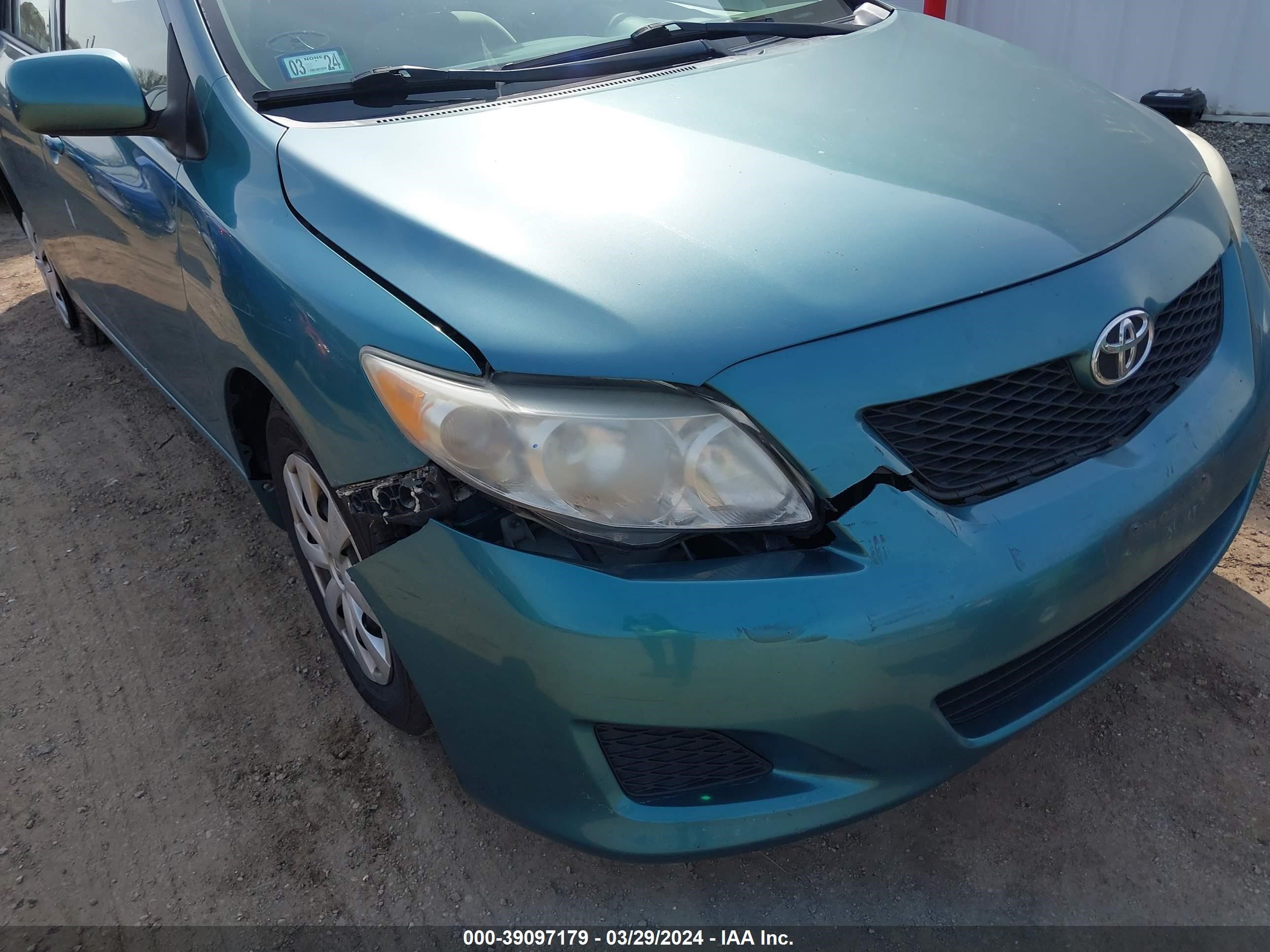 Photo 5 VIN: 2T1BU4EEXAC240835 - TOYOTA COROLLA 