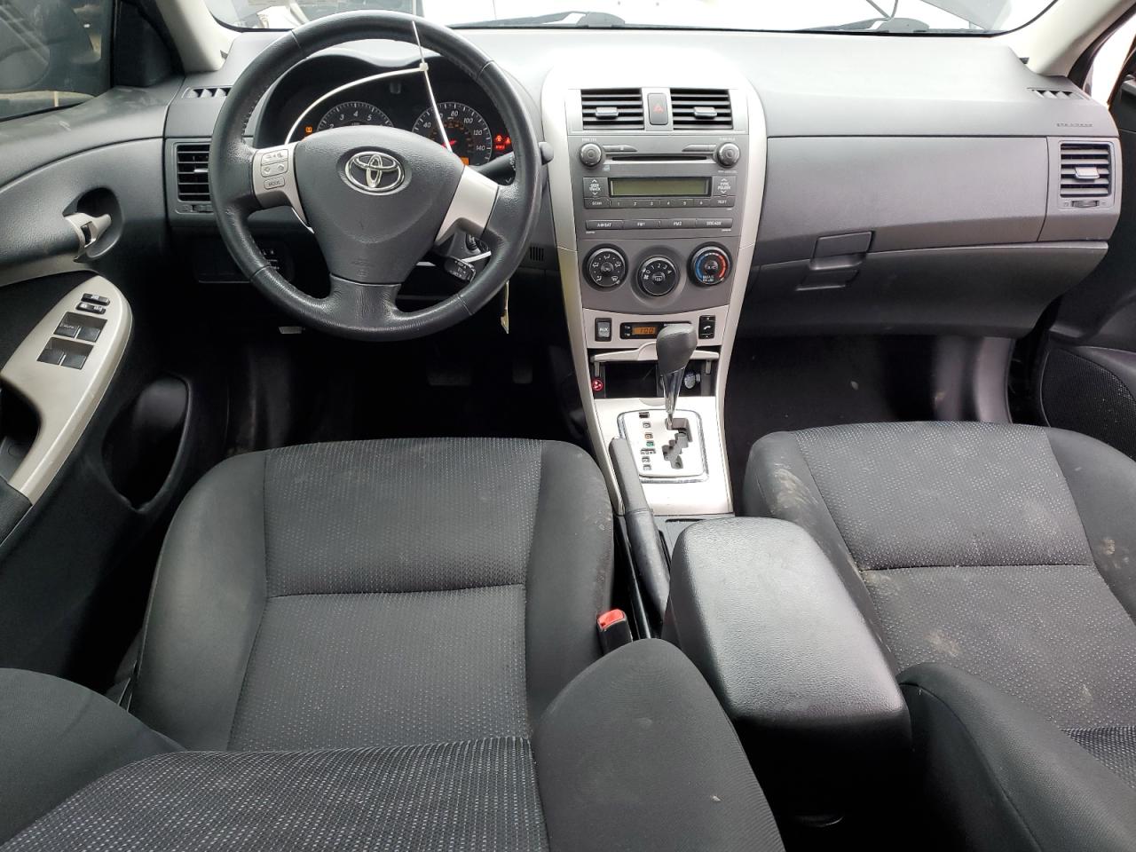 Photo 7 VIN: 2T1BU4EEXAC283197 - TOYOTA COROLLA 