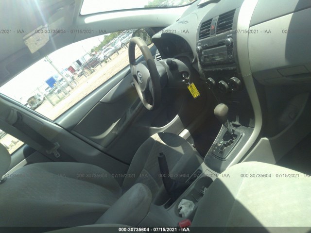 Photo 4 VIN: 2T1BU4EEXAC312696 - TOYOTA COROLLA 