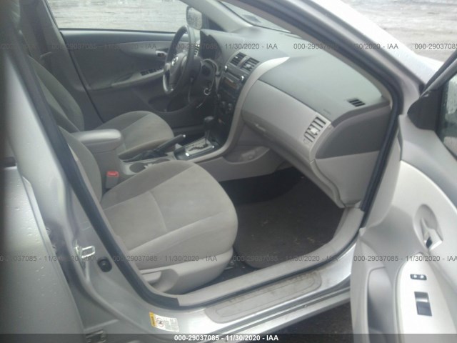 Photo 4 VIN: 2T1BU4EEXAC337131 - TOYOTA COROLLA 