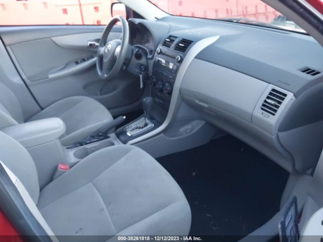 Photo 4 VIN: 2T1BU4EEXAC353877 - TOYOTA COROLLA 