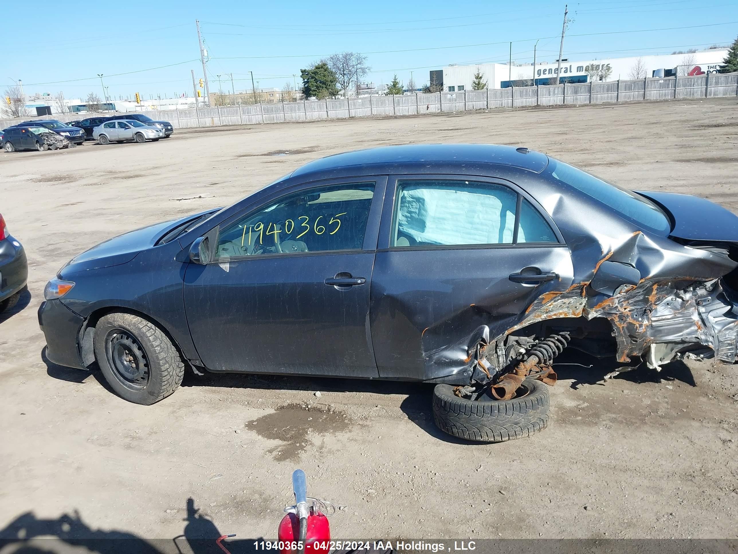 Photo 13 VIN: 2T1BU4EEXAC366676 - TOYOTA COROLLA 