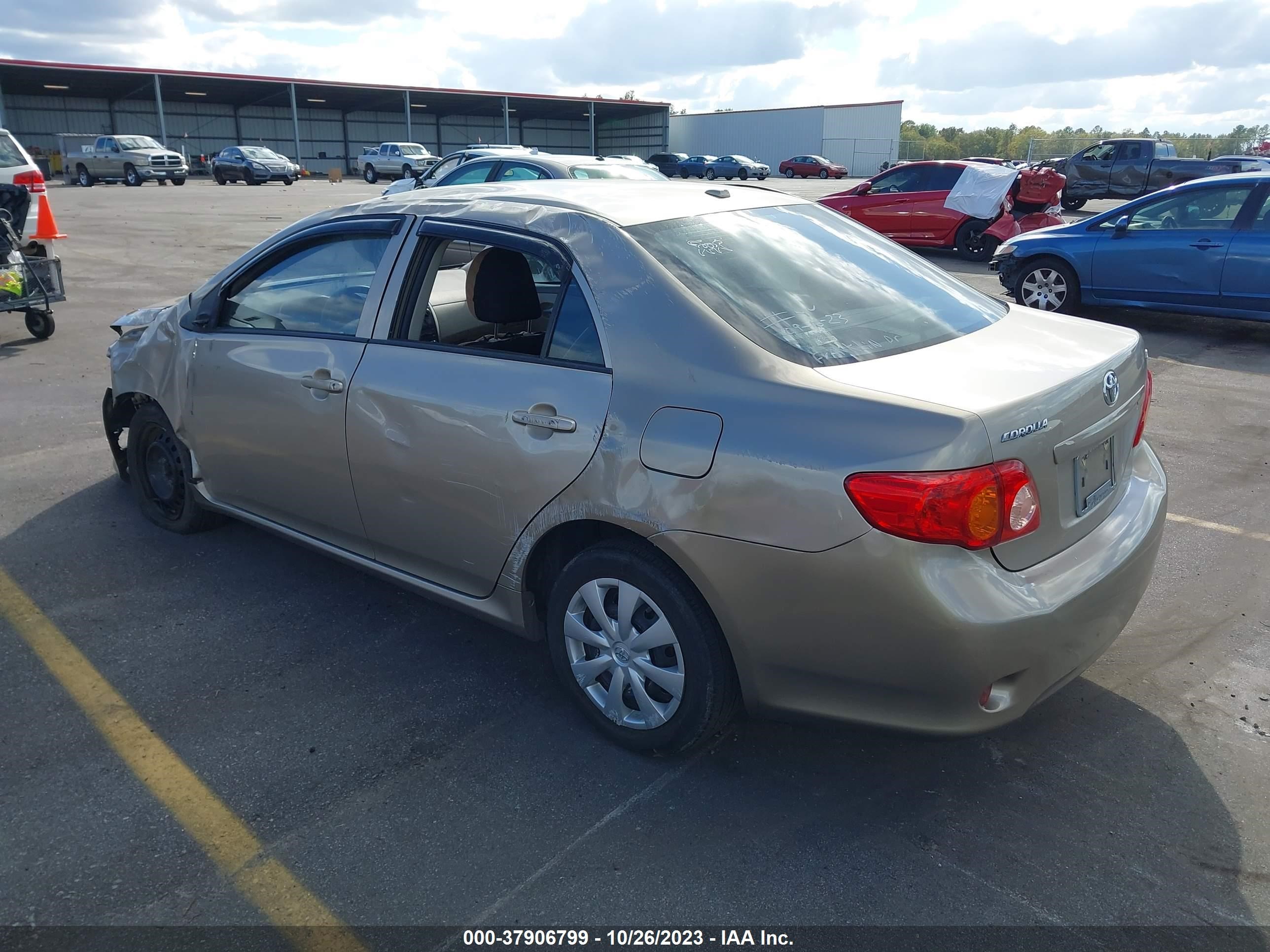 Photo 2 VIN: 2T1BU4EEXAC373384 - TOYOTA COROLLA 