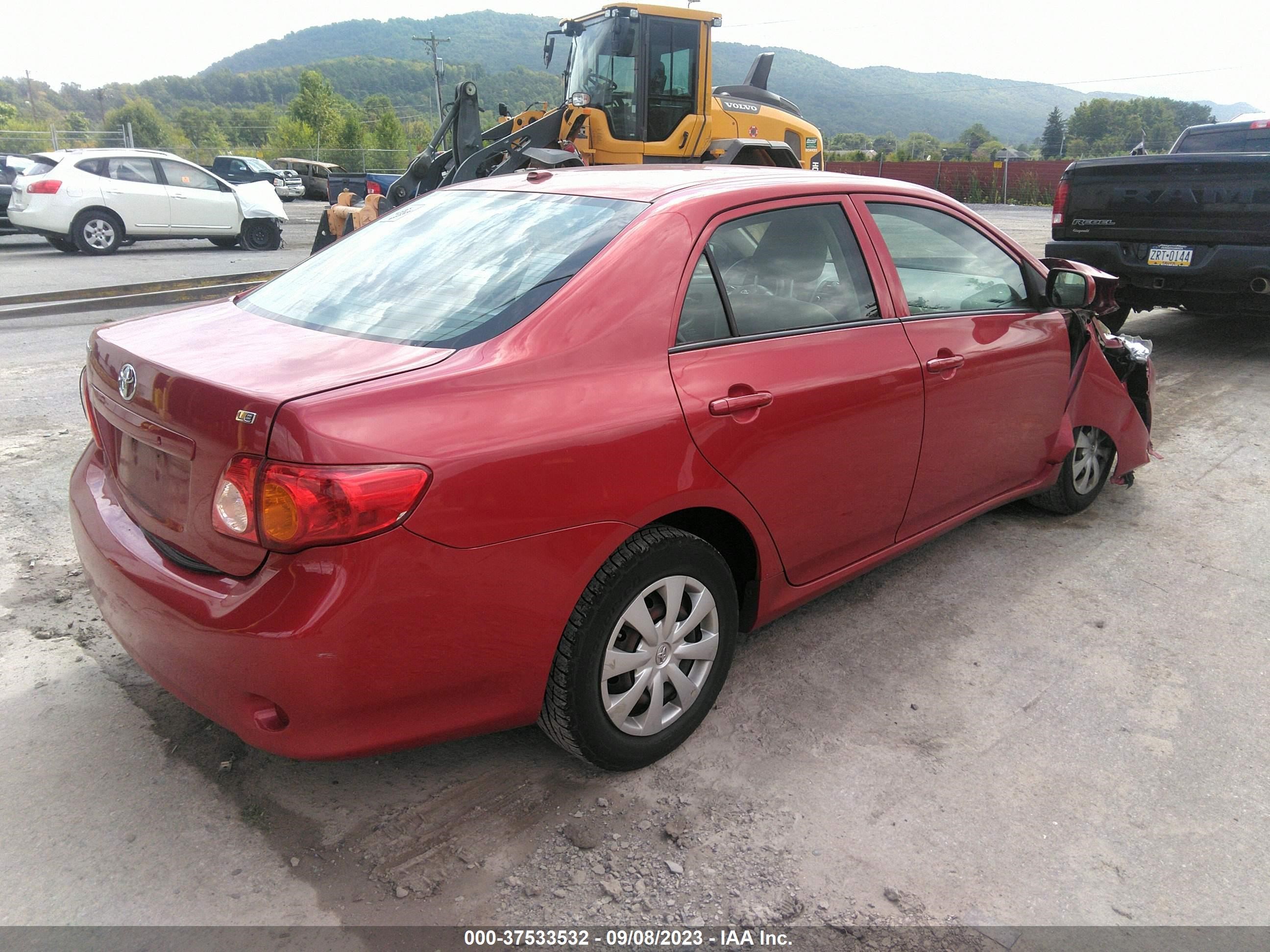 Photo 3 VIN: 2T1BU4EEXAC377743 - TOYOTA COROLLA 