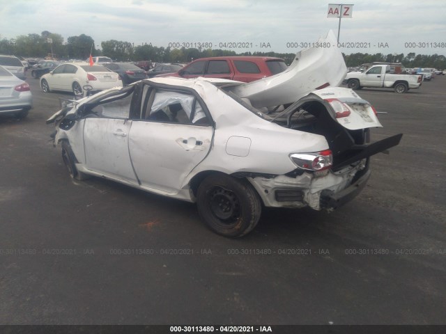 Photo 2 VIN: 2T1BU4EEXBC569892 - TOYOTA COROLLA 