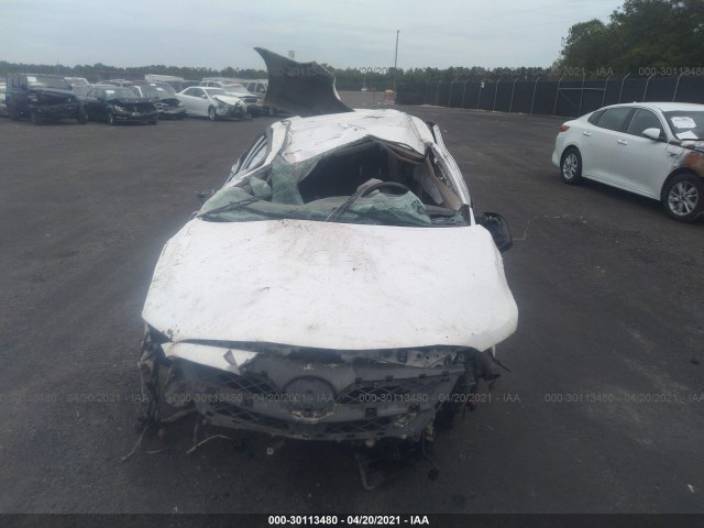 Photo 5 VIN: 2T1BU4EEXBC569892 - TOYOTA COROLLA 