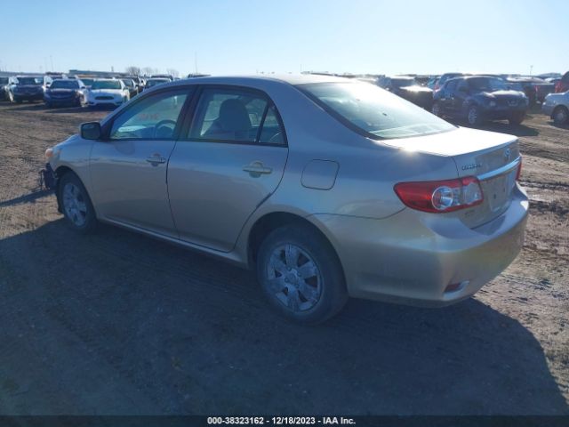 Photo 2 VIN: 2T1BU4EEXBC588247 - TOYOTA COROLLA 