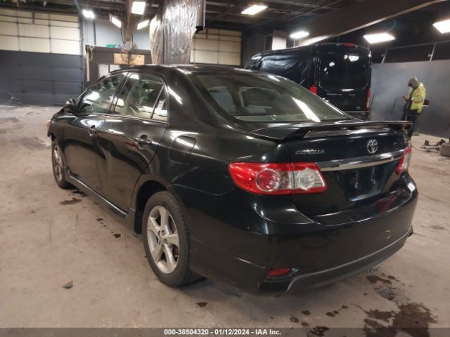 Photo 2 VIN: 2T1BU4EEXBC632215 - TOYOTA COROLLA 