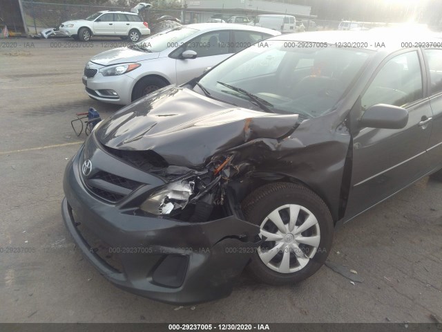 Photo 5 VIN: 2T1BU4EEXBC660855 - TOYOTA COROLLA 