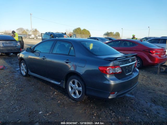 Photo 2 VIN: 2T1BU4EEXBC704496 - TOYOTA COROLLA 