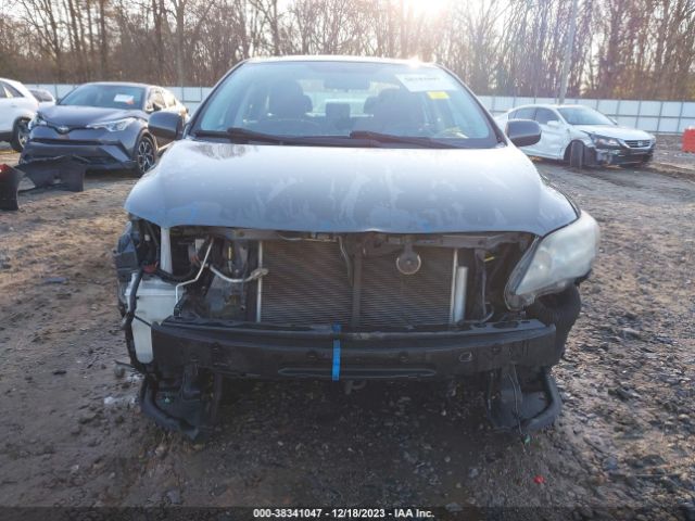 Photo 5 VIN: 2T1BU4EEXBC704496 - TOYOTA COROLLA 