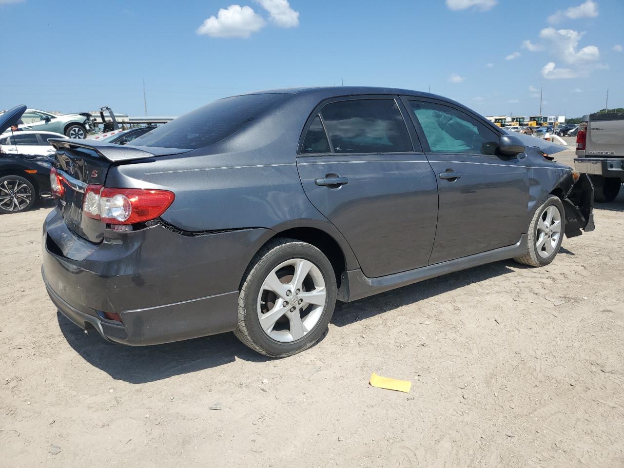 Photo 2 VIN: 2T1BU4EEXBC707821 - TOYOTA COROLLA 