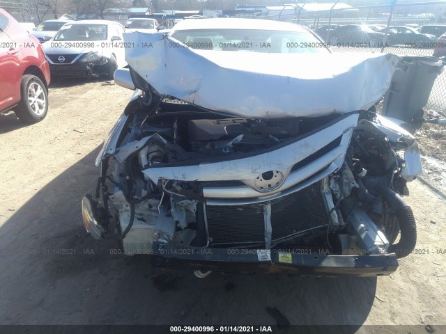 Photo 5 VIN: 2T1BU4EEXBC740804 - TOYOTA COROLLA 