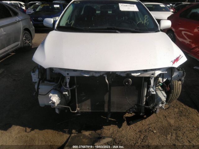 Photo 5 VIN: 2T1BU4EEXBC752144 - TOYOTA COROLLA 