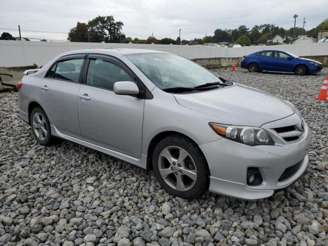 Photo 3 VIN: 2T1BU4EEXCC780849 - TOYOTA COROLLA BA 