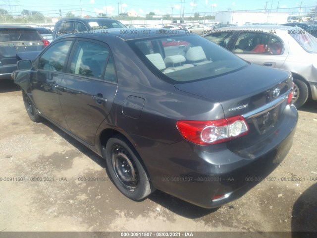 Photo 2 VIN: 2T1BU4EEXCC831945 - TOYOTA COROLLA 