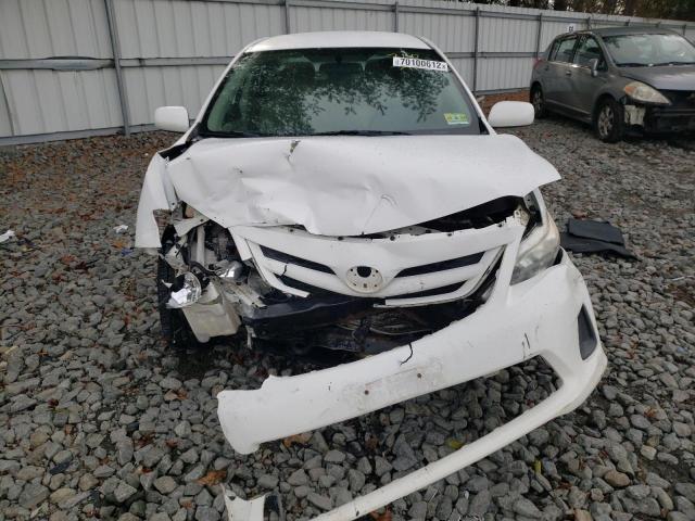 Photo 4 VIN: 2T1BU4EEXCC903808 - TOYOTA COROLLA BA 