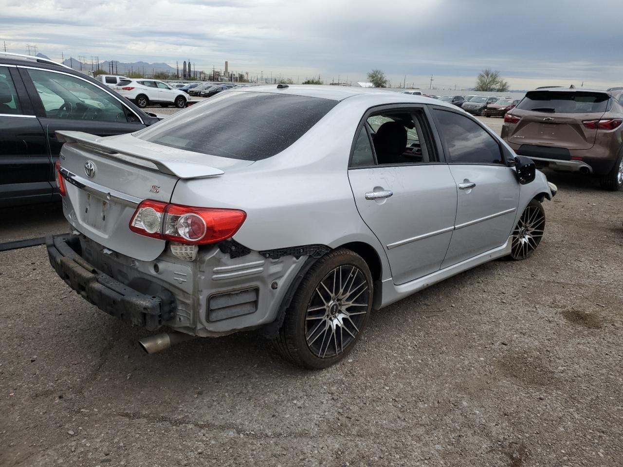 Photo 2 VIN: 2T1BU4EEXCC907440 - TOYOTA COROLLA 