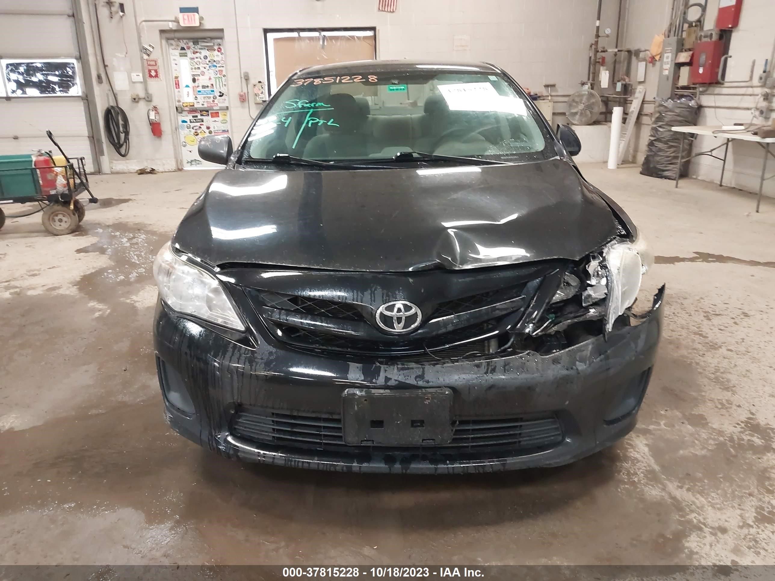 Photo 11 VIN: 2T1BU4EEXCC914162 - TOYOTA COROLLA 