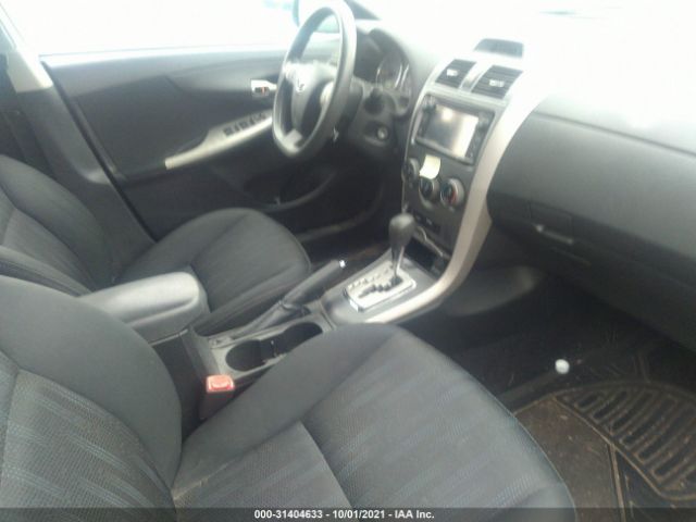 Photo 4 VIN: 2T1BU4EEXDC025685 - TOYOTA COROLLA 