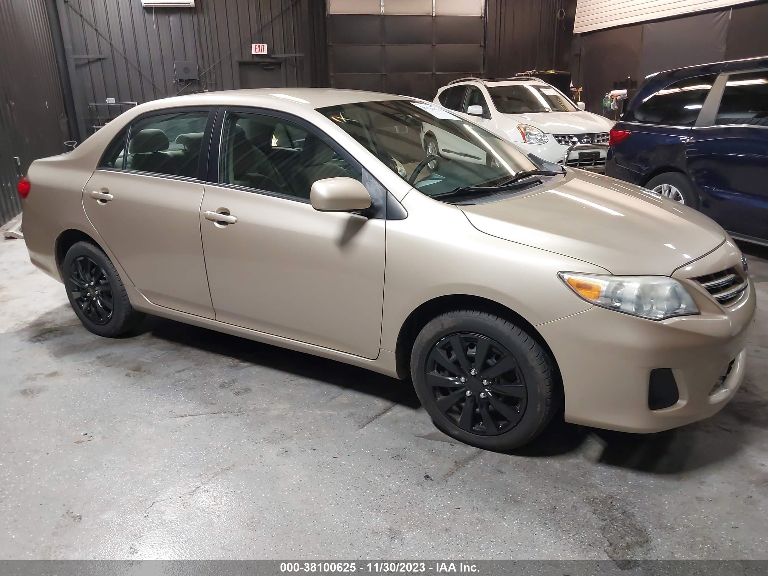 Photo 13 VIN: 2T1BU4EEXDC028327 - TOYOTA COROLLA 