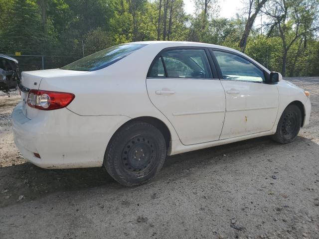 Photo 2 VIN: 2T1BU4EEXDC032541 - TOYOTA COROLLA 