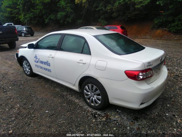 Photo 2 VIN: 2T1BU4EEXDC102538 - TOYOTA COROLLA 