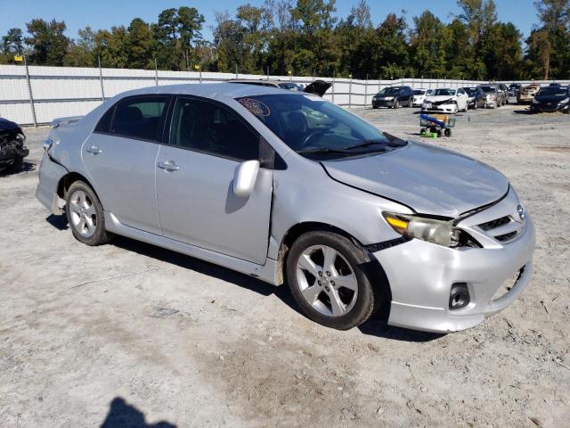 Photo 3 VIN: 2T1BU4EEXDC944831 - TOYOTA COROLLA 