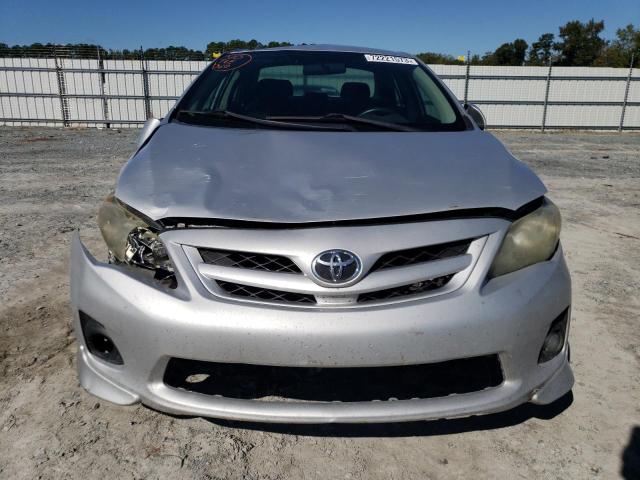 Photo 4 VIN: 2T1BU4EEXDC944831 - TOYOTA COROLLA 