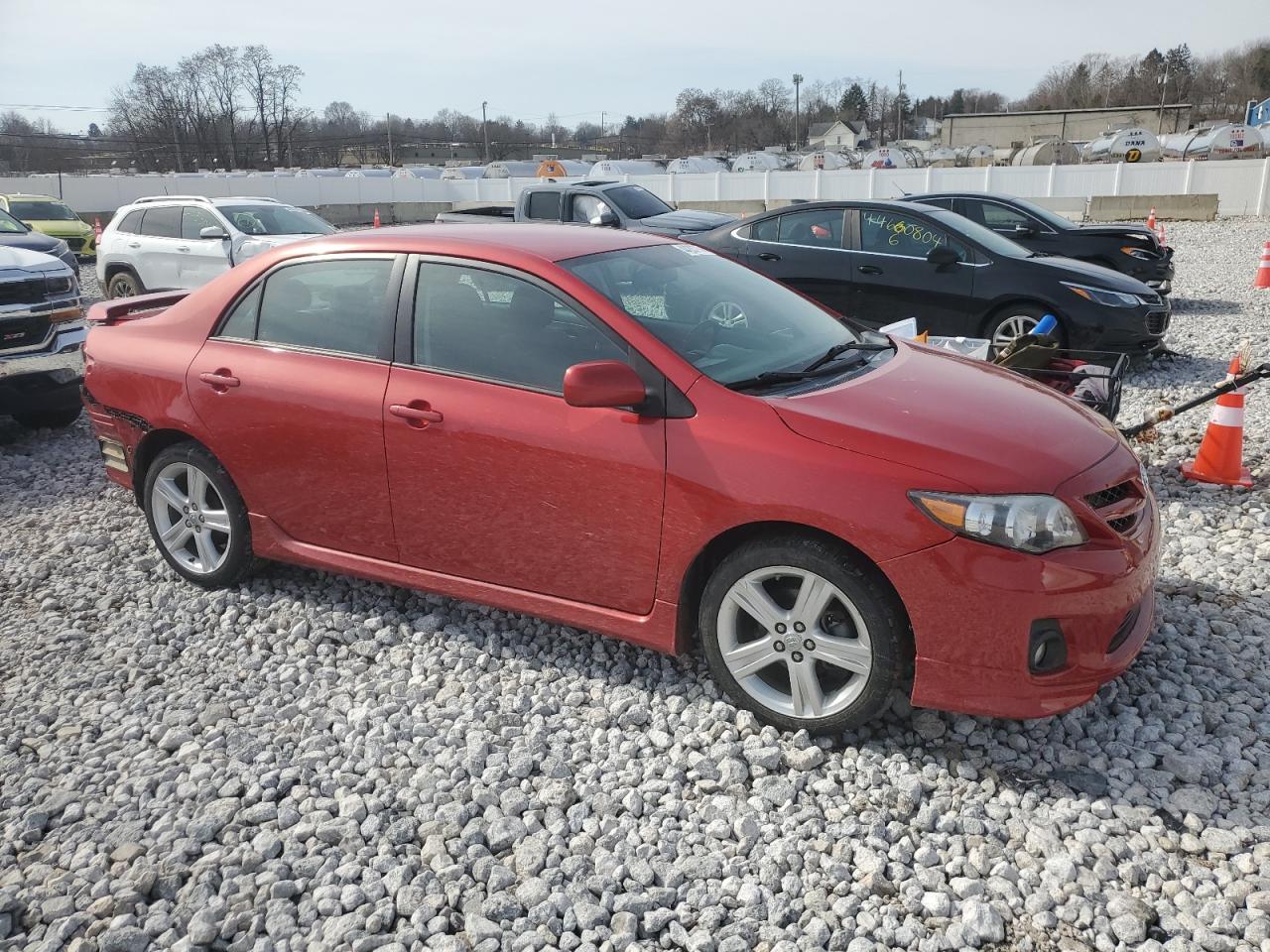 Photo 3 VIN: 2T1BU4EEXDC958003 - TOYOTA COROLLA 