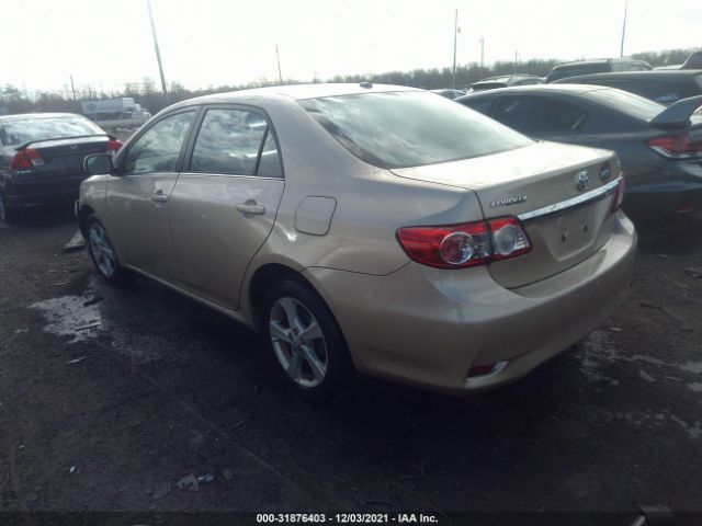 Photo 2 VIN: 2T1BU4EEXDC977120 - TOYOTA COROLLA 