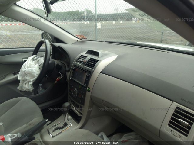 Photo 4 VIN: 2T1BU4EEXDC993785 - TOYOTA COROLLA 