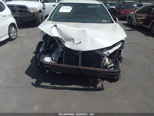 Photo 5 VIN: 2T1BURHE0EC060679 - TOYOTA COROLLA 