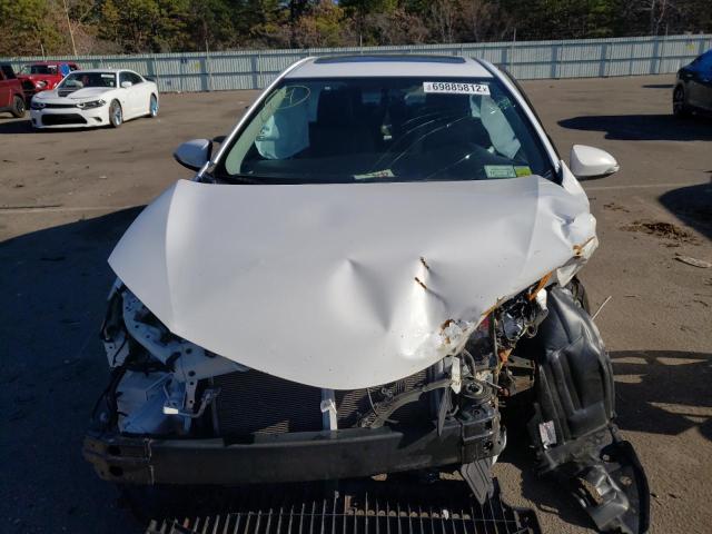 Photo 4 VIN: 2T1BURHE0FC375077 - TOYOTA COROLLA L 