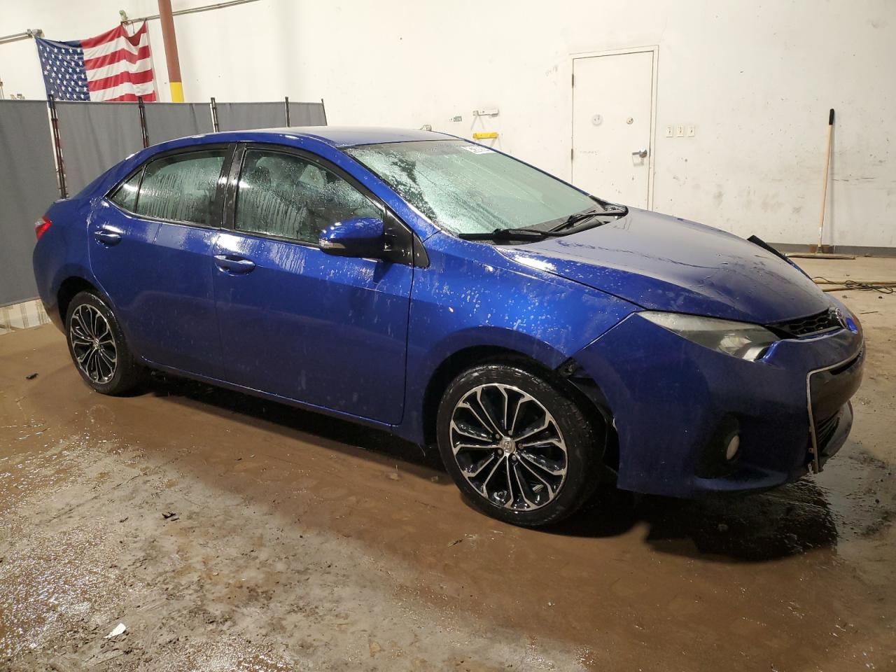 Photo 3 VIN: 2T1BURHE0FC399055 - TOYOTA COROLLA 