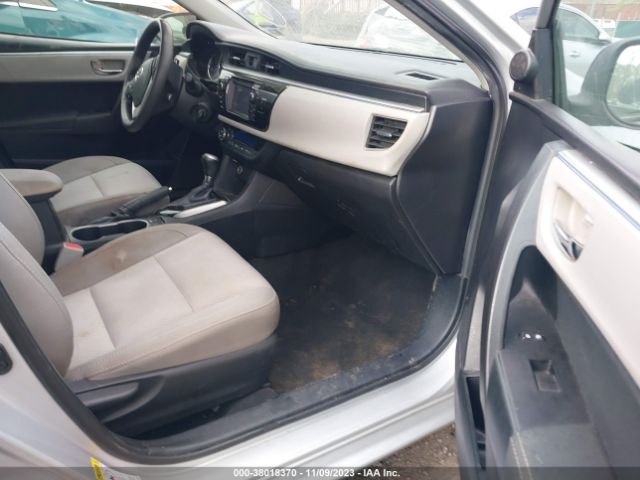 Photo 4 VIN: 2T1BURHE0FC417568 - TOYOTA COROLLA 