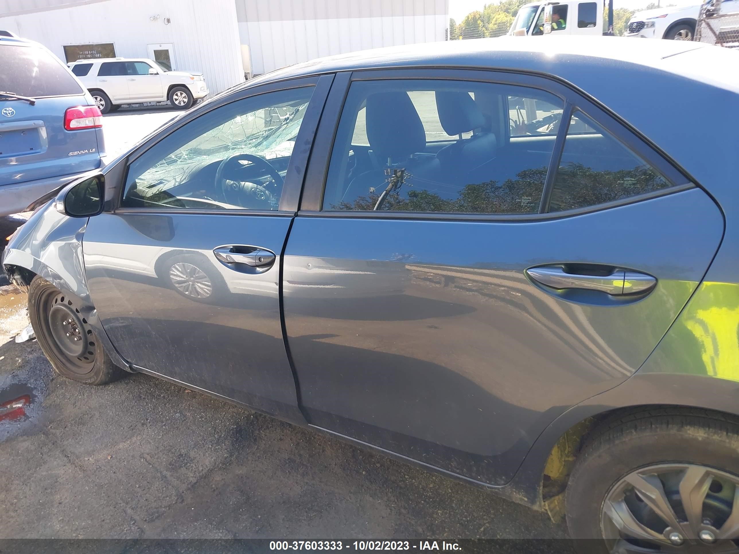 Photo 13 VIN: 2T1BURHE0GC558948 - TOYOTA COROLLA 