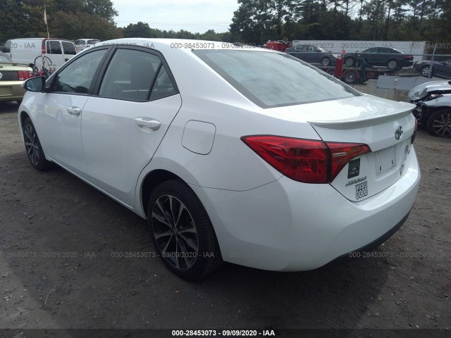 Photo 2 VIN: 2T1BURHE0HC882029 - TOYOTA COROLLA 