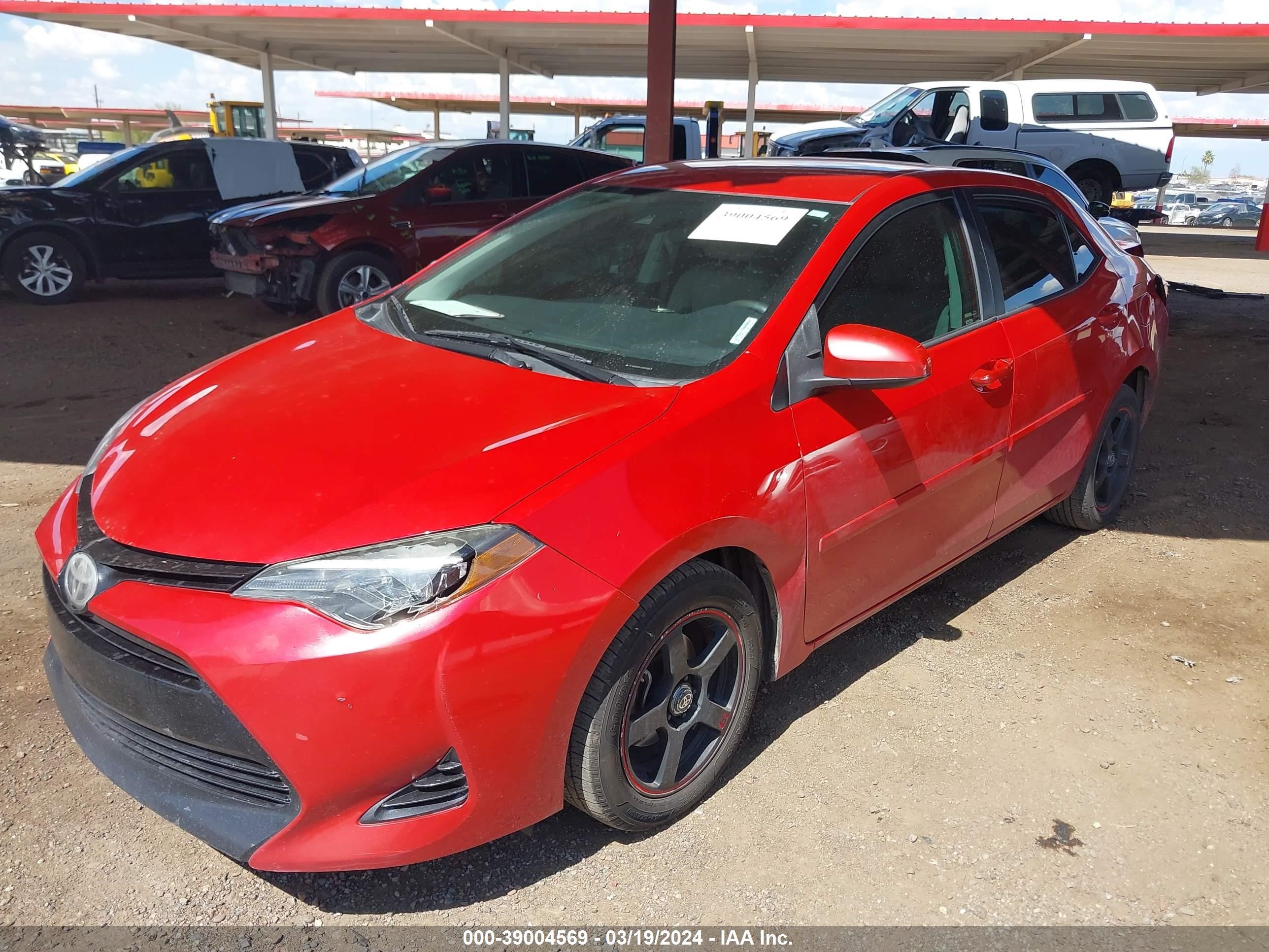 Photo 1 VIN: 2T1BURHE0JC033265 - TOYOTA COROLLA 