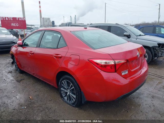 Photo 2 VIN: 2T1BURHE0JC039437 - TOYOTA COROLLA 